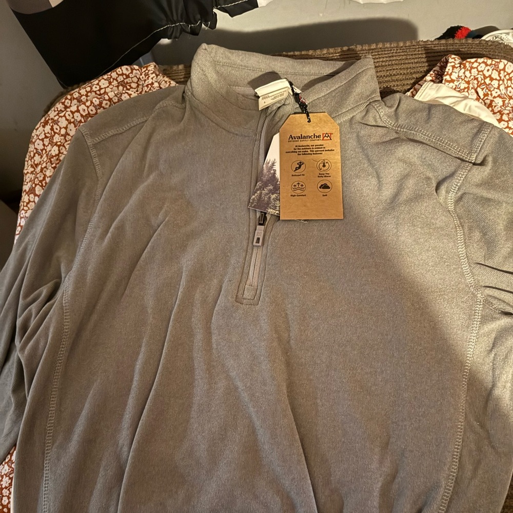 Avalanche Men's Light Gray Quarter-Zip Jacket